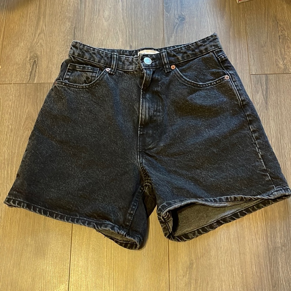 NWOT Zara jean shorts